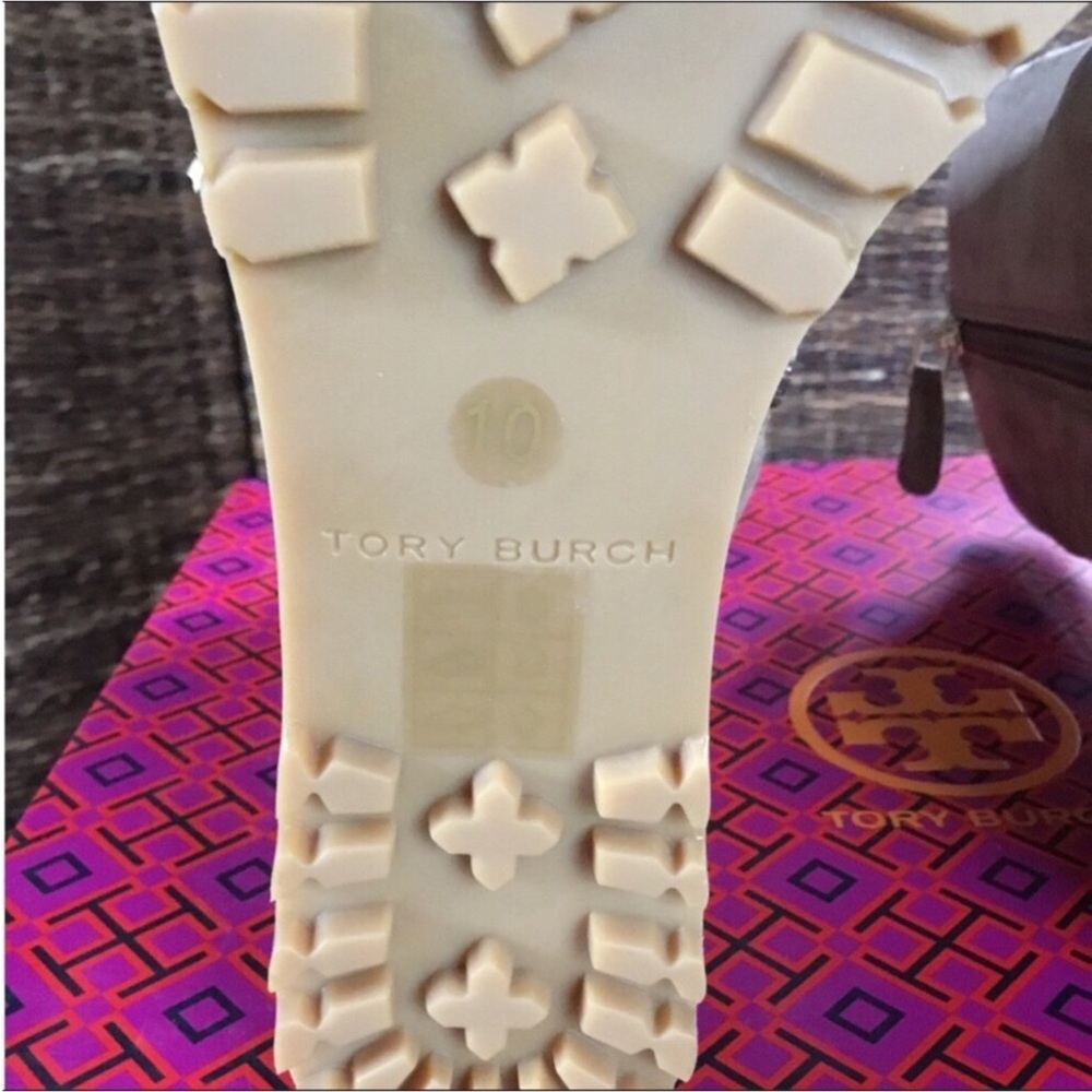 TORY BURCH NEW SPORTY ANKLE LOGO LUG SOLE WEDGE BOOTIE-SUEDE-COLOR RIVER ROCK - Picture 10 of 16